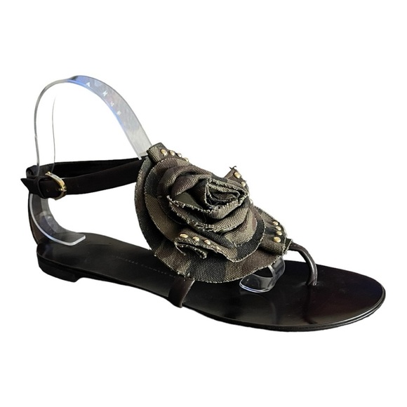 Giuseppe Zanotti Saragein Flat Boho Thong Sandals Camo Jeweled Rosette Size 10B
